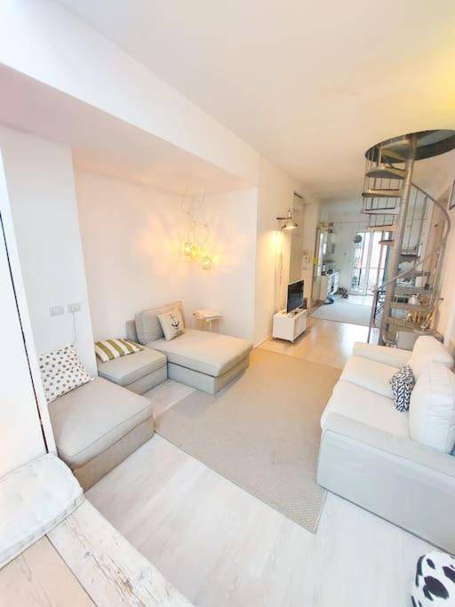 Design&Terrazzo A 5 Min Dal Centro - Laura'S House Apartment Milano Ngoại thất bức ảnh